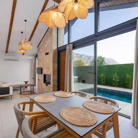 Rota Kilidonia Suites&villas Hotel Karaoz